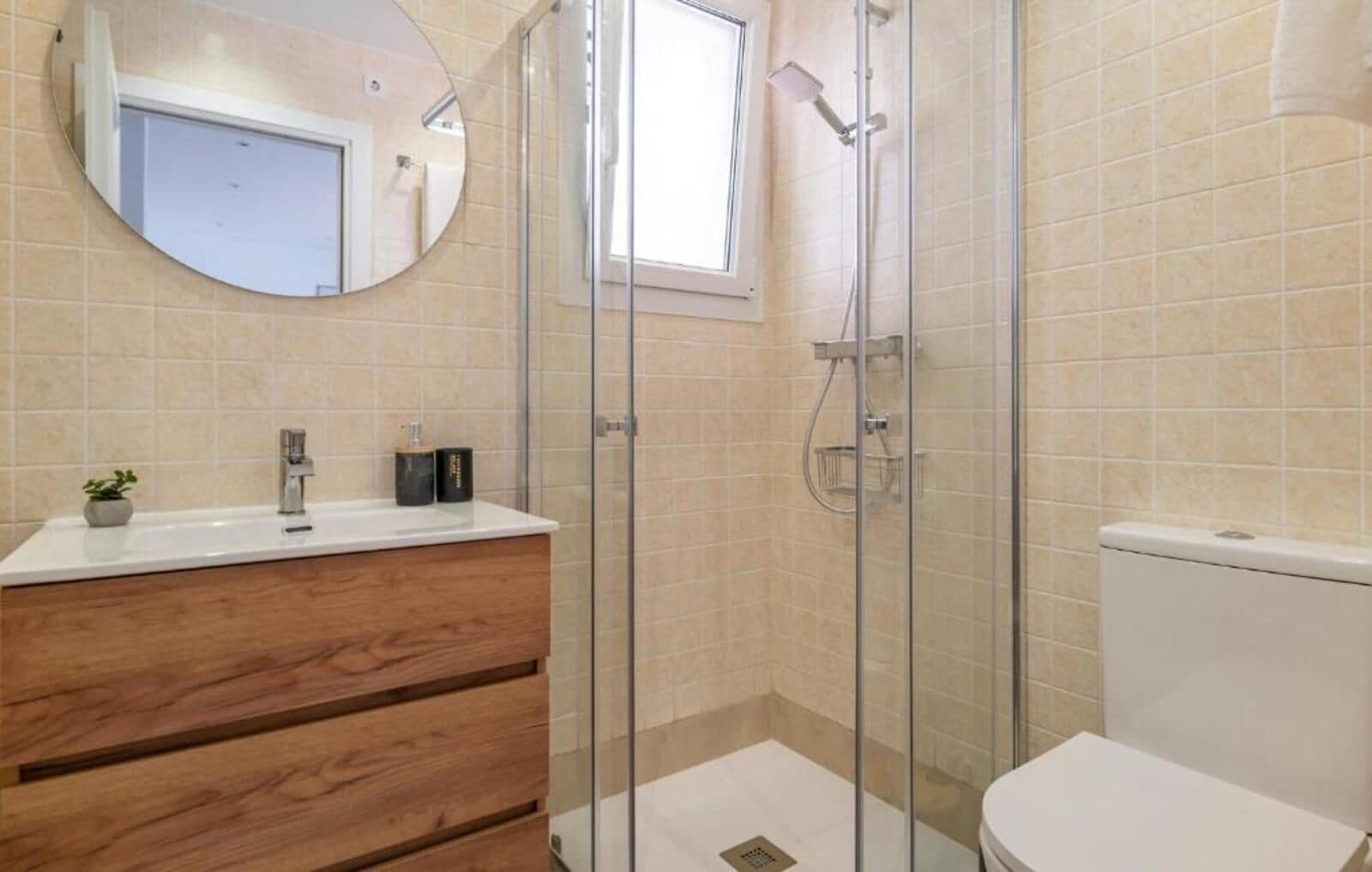 2 slaapkamer Appartement te koop in Manilva met zwembad - € 324.000 (Ref: 9611610)