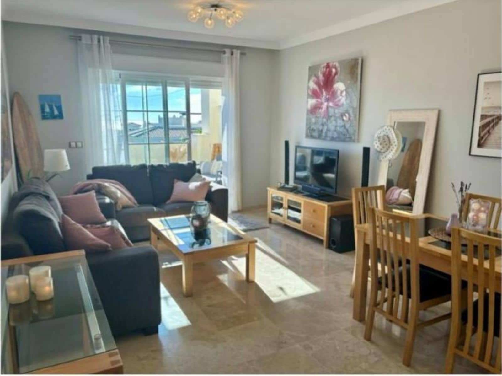 2 Zimmer Penthouse zu verkaufen in La Duquesa / Puerto de la Duquesa mit Pool - 295.000 € (Ref: 9611716)