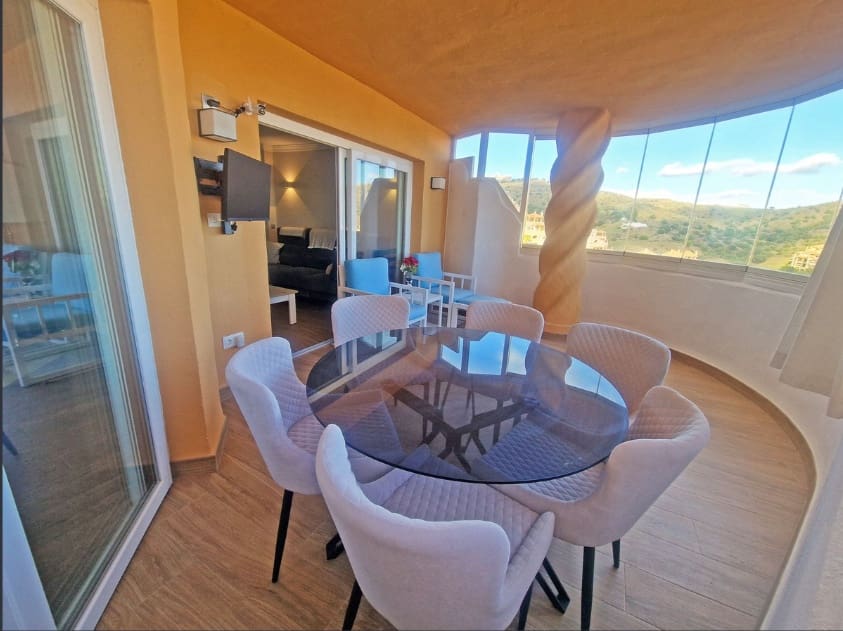 3 makuuhuone Huoneisto myytävänä paikassa Calahonda mukana uima-altaan - 395 000 € (Ref: 9611728)