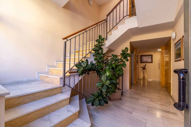 2 makuuhuone Huoneisto myytävänä paikassa Calahonda, Mijas mukana uima-altaan - 419 000 € (Ref: 9611817)