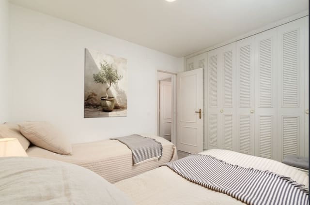 2 sypialnia Penthouse na sprzedaż w Riviera del Sol, Mijas z basenem - 299 000 € (Ref: 9611831)