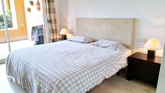 2 bedroom Apartment for sale in La Duquesa / Puerto de la Duquesa, Manilva with pool - € 484,000 (Ref: 9616720)