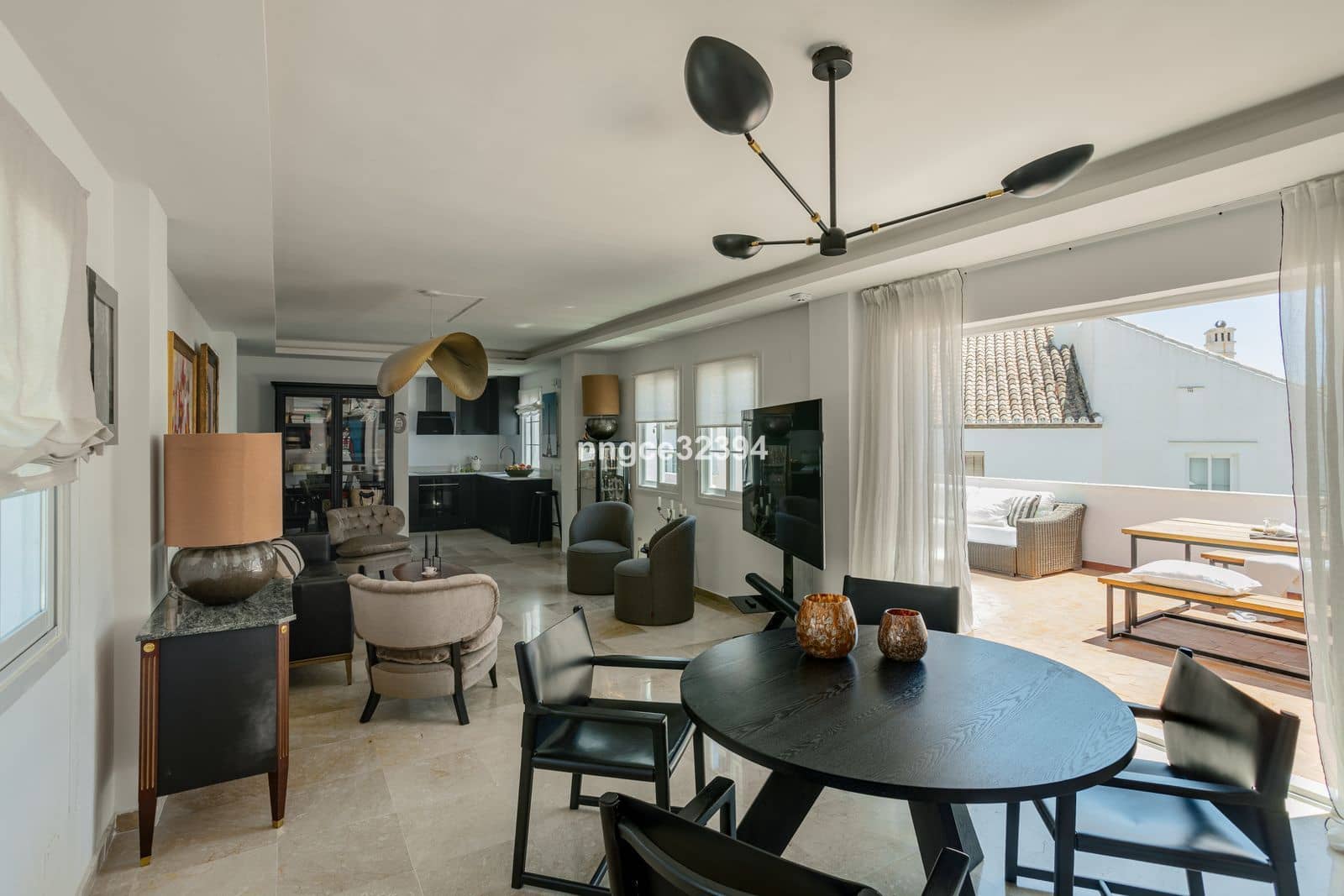 2 soveværelse Penthouse til salg i New Golden Mile med swimmingpool - € 580.000 (Ref: 9616757)