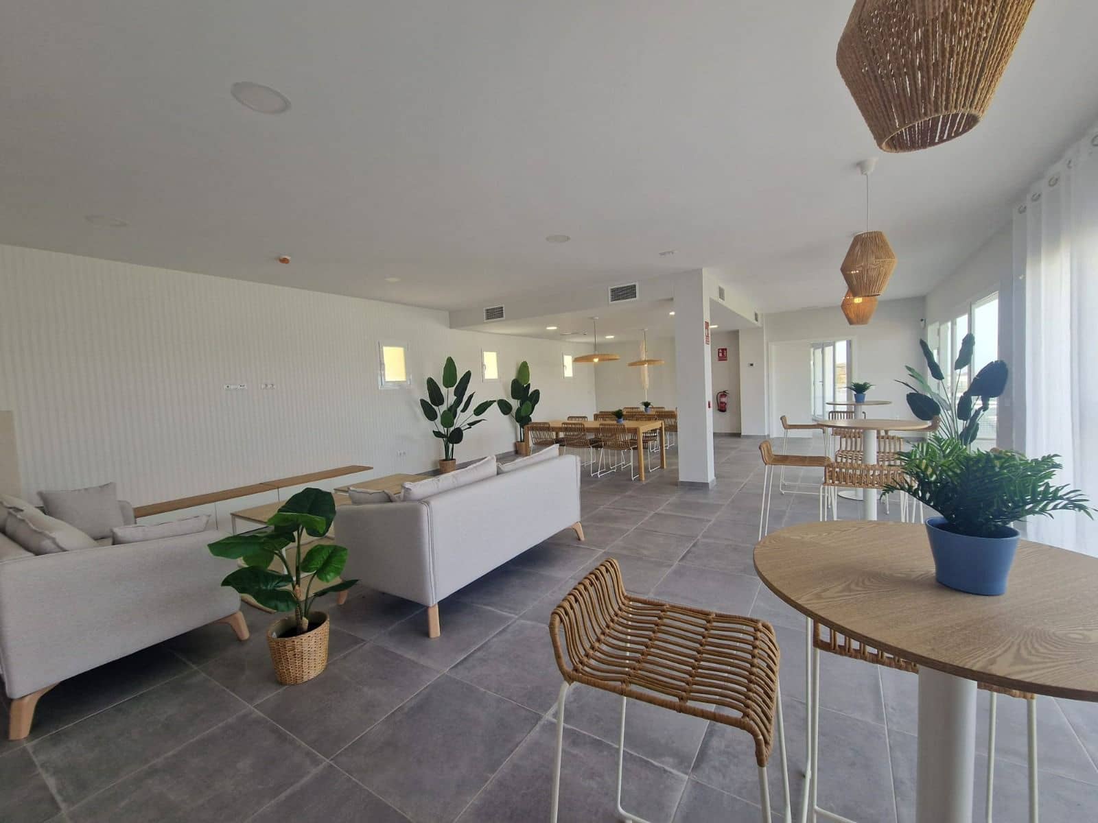 2 slaapkamer Appartement te koop in Estepona met zwembad - € 430.000 (Ref: 9616789)