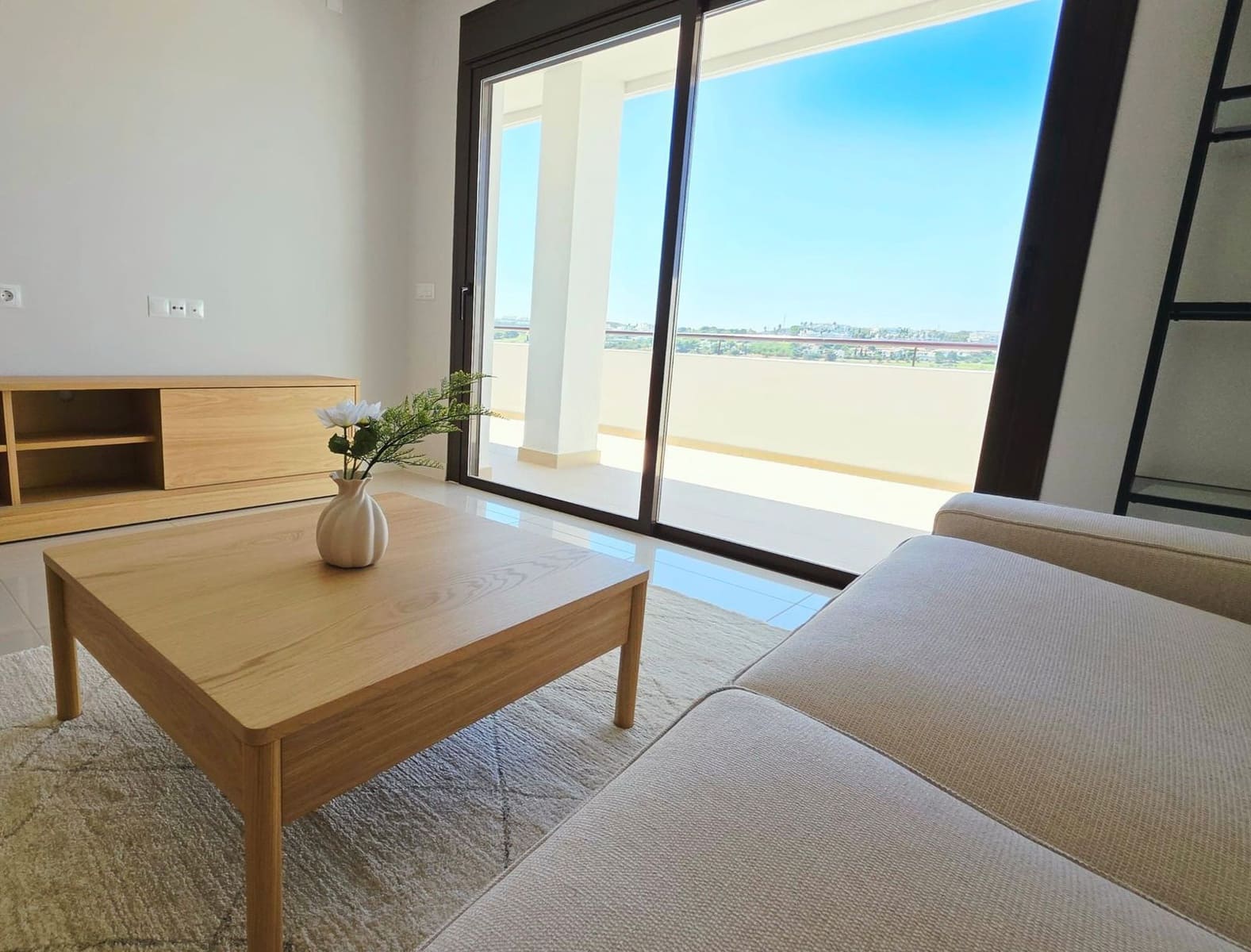 2 slaapkamer Appartement te koop in Estepona met zwembad - € 430.000 (Ref: 9616789)