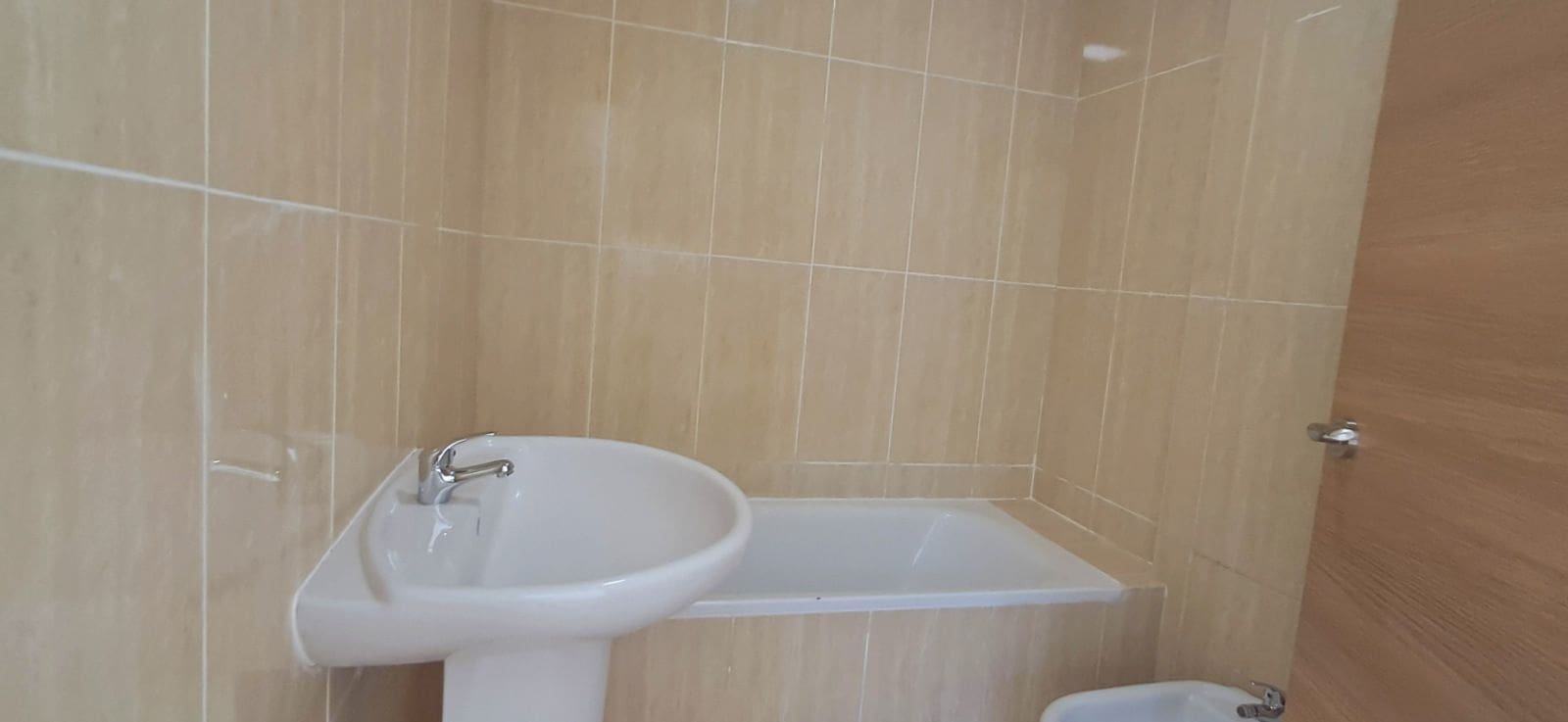 2 makuuhuone Huoneisto myytävänä paikassa La Duquesa / Puerto de la Duquesa mukana uima-altaan - 210 000 € (Ref: 9619695)