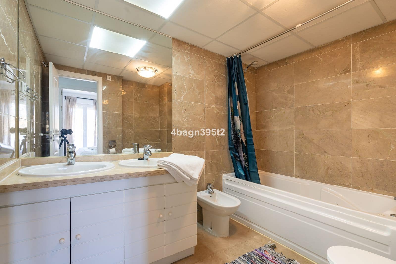 2 Zimmer Apartment zu verkaufen in Malaga Stadt mit Pool - 295.000 € (Ref: 9621939)