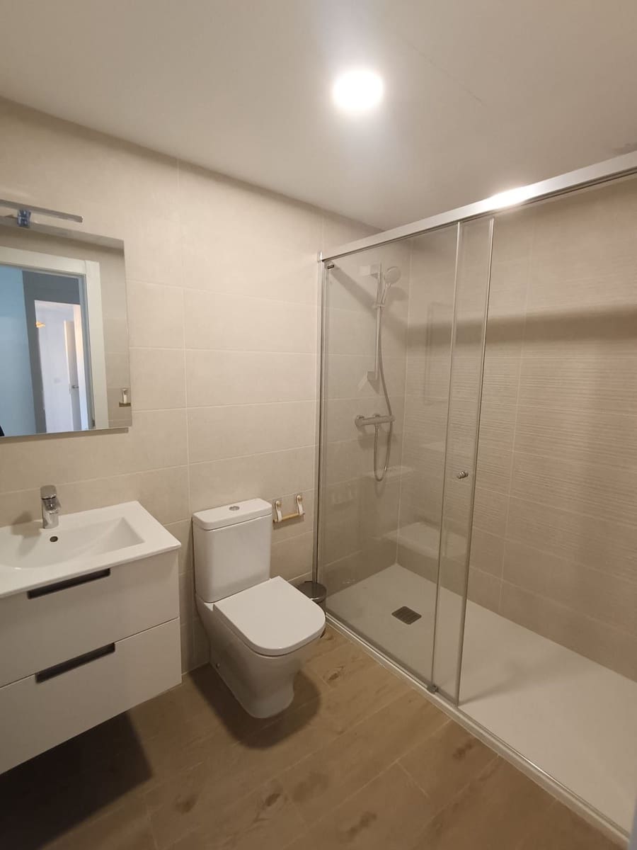 3 sovrum Lägenhet till salu i Estepona med pool garage - 499 000 € (Ref: 9621993)