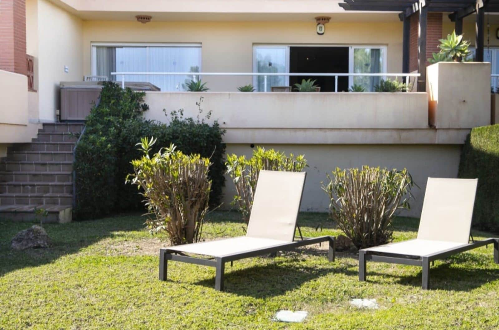 2 bedroom Apartment for sale in Mijas Costa with pool - € 399,000 (Ref: 9622448)