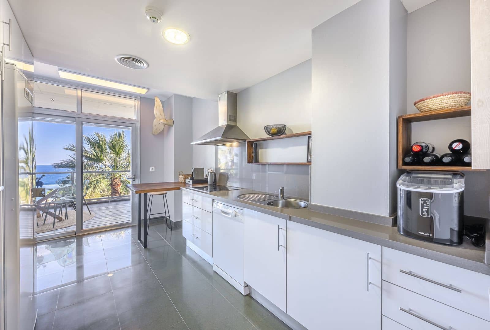 3 Zimmer Apartment zu verkaufen in Manilva mit Pool Garage - 450.000 € (Ref: 9622493)