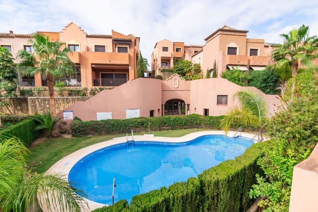 3 sypialnia Dom na sprzedaż w Estepona z basenem garażem - 470 000 € (Ref: 9622573)