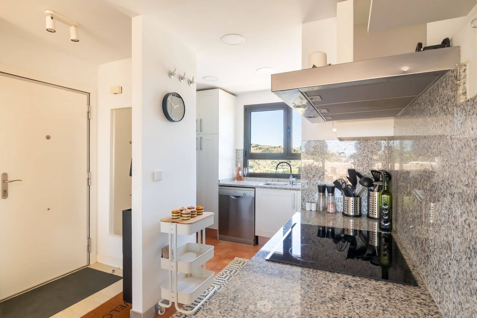 2 soverom Penthouse til salgs i Estepona med svømmebasseng garasje - € 470 000 (Ref: 9622607)