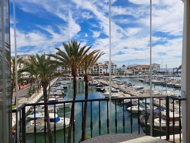 2 Zimmer Apartment zu verkaufen in La Duquesa / Puerto de la Duquesa, Manilva mit Pool - 470.000 € (Ref: 9622645)