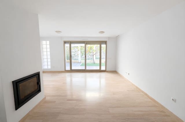 3 bedroom Apartment for sale in La Cala de Mijas, Mijas with pool - € 409,000 (Ref: 9627864)