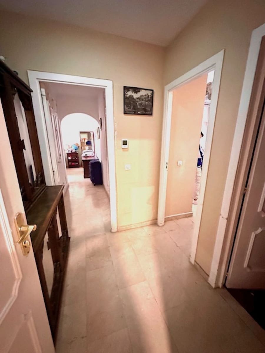 2 slaapkamer Appartement te koop in Estepona met zwembad garage - € 325.000 (Ref: 9627945)