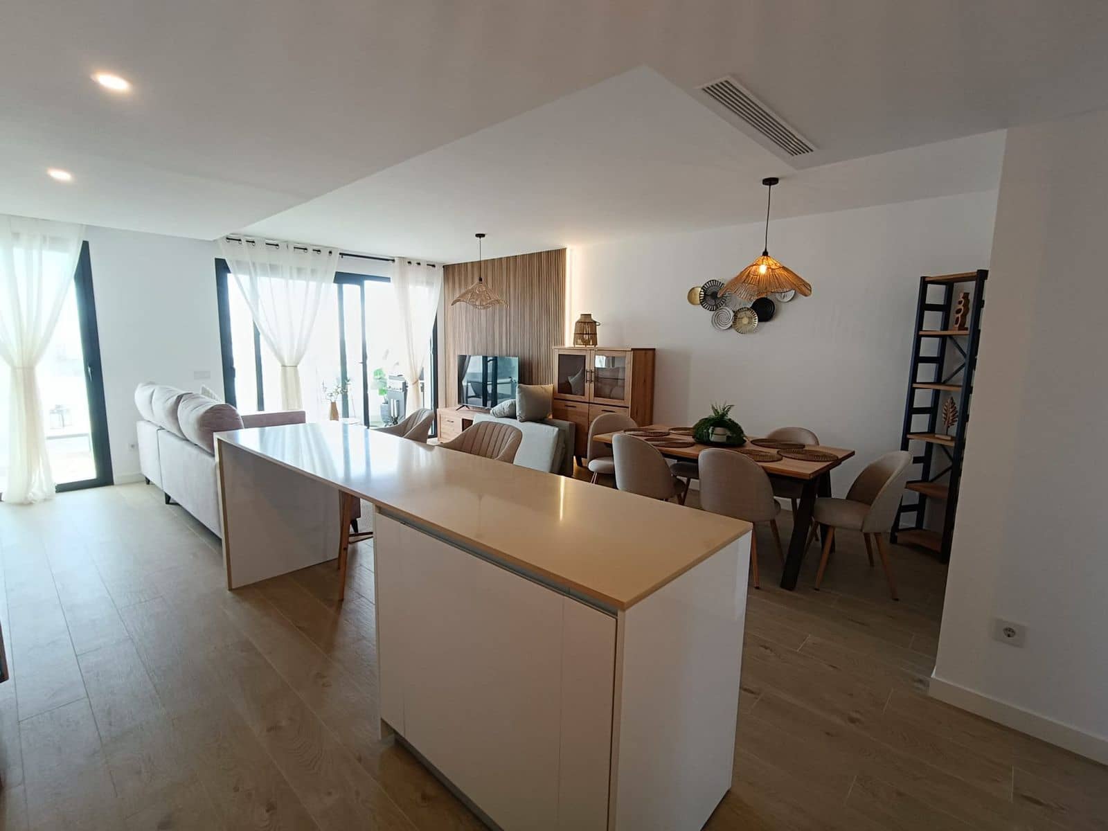 3 sovrum Lägenhet till salu i Estepona med pool garage - 499 000 € (Ref: 9627947)