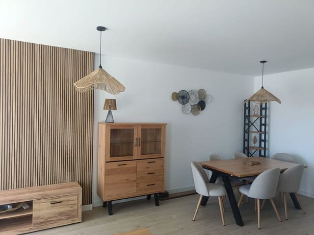 3 sovrum Lägenhet till salu i Estepona med pool garage - 499 000 € (Ref: 9627947)