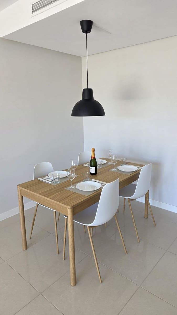 Apartamento de 2 habitaciones en Estepona en venta con piscina - 430.000 € (Ref: 9630391)