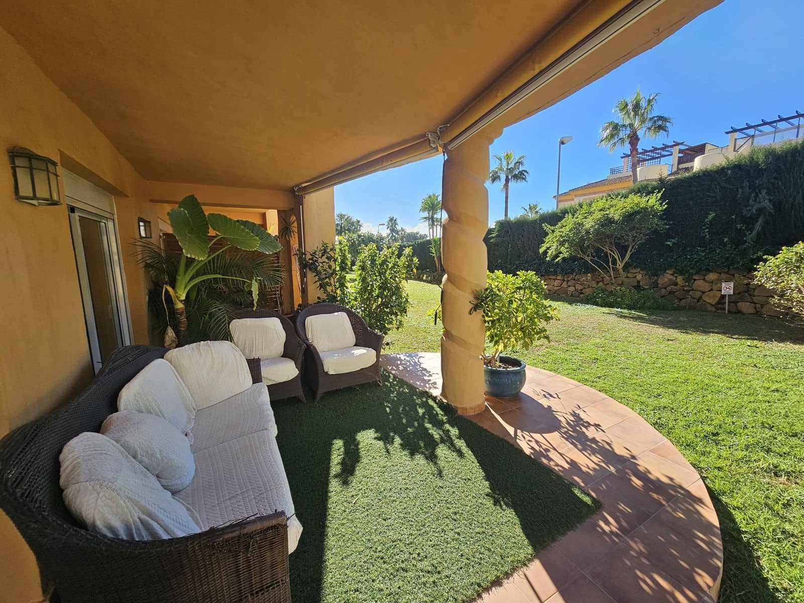 4 Zimmer Apartment zu verkaufen in Calahonda mit Pool - 419.500 € (Ref: 9630479)