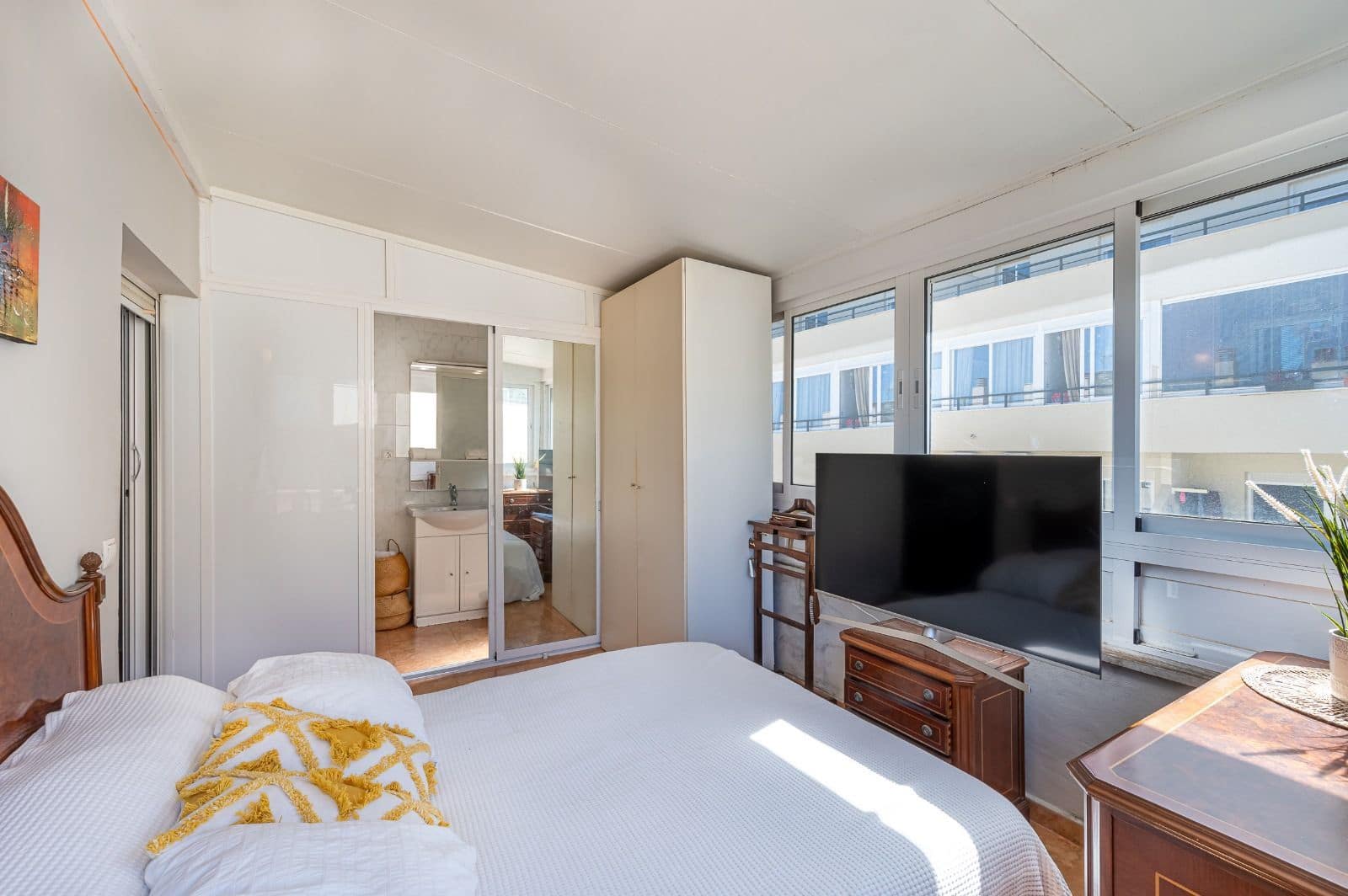 2 bedroom Penthouse for sale in Calahonda with pool garage - € 280,000 (Ref: 9637782)