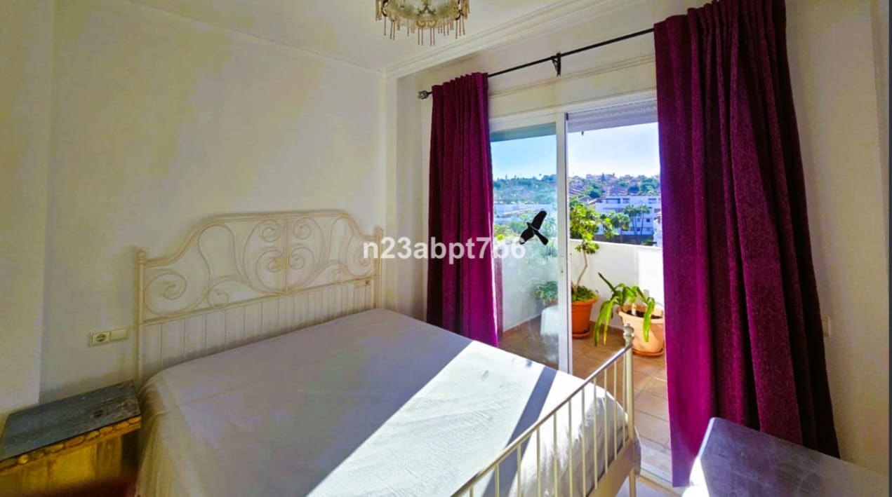 Apartamento de 3 habitaciones en Riviera del Sol en venta con piscina garaje - 332.000 € (Ref: 9637944)