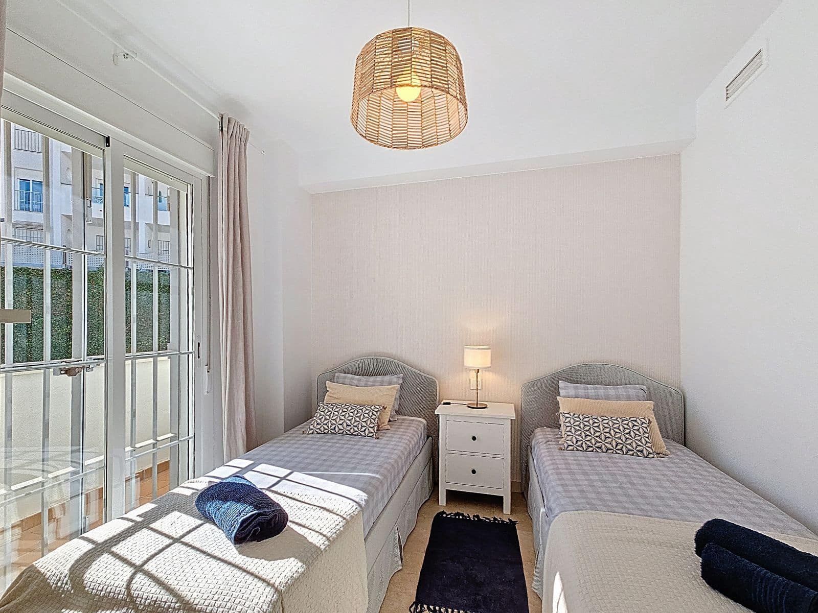 3 slaapkamer Appartement te koop in Manilva met zwembad - € 285.000 (Ref: 9638006)