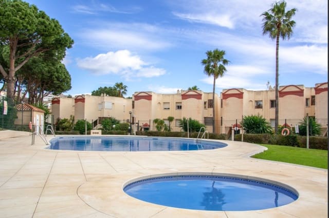2 soverom Penthouse til salgs i Riviera del Sol, Mijas med svømmebasseng - € 299 000 (Ref: 9639585)