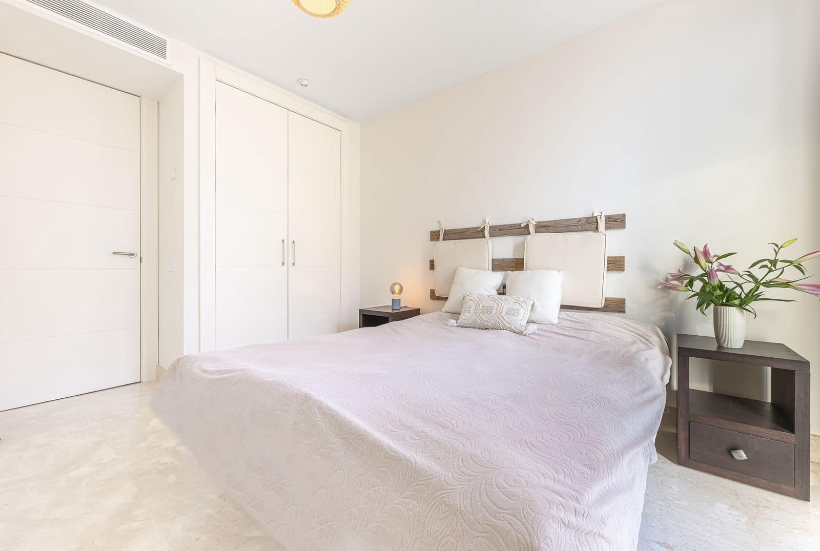 3 soverom Leilighet til salgs i Manilva med svømmebasseng garasje - € 450 000 (Ref: 9640454)