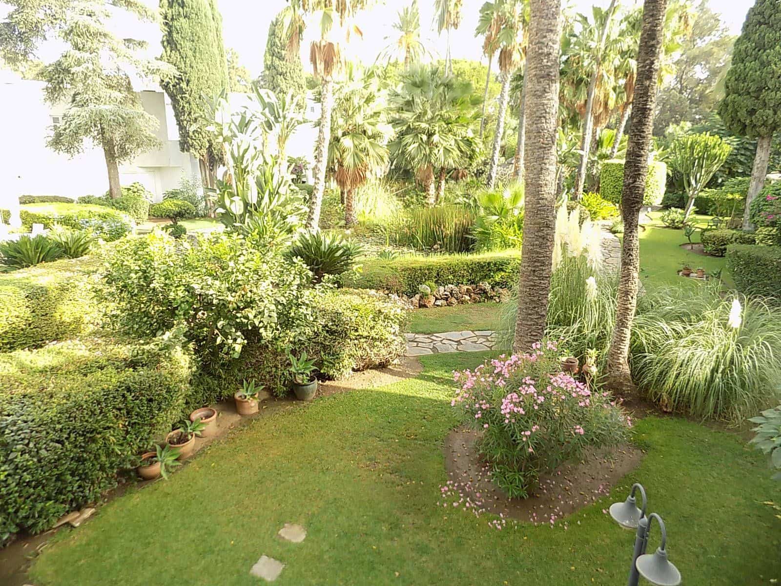 2 bedroom Townhouse for sale in Mijas Golf with pool - € 320,000 (Ref: 9640464)