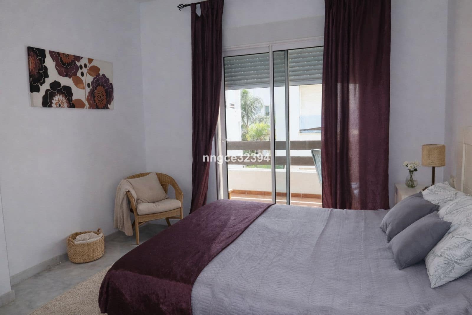 4 Zimmer Apartment zu verkaufen in Estepona mit Pool Garage - 319.000 € (Ref: 9640483)