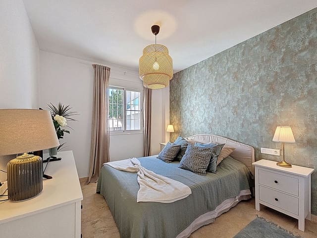 3 soverom Leilighet til salgs i Manilva med svømmebasseng - € 285 000 (Ref: 9640498)