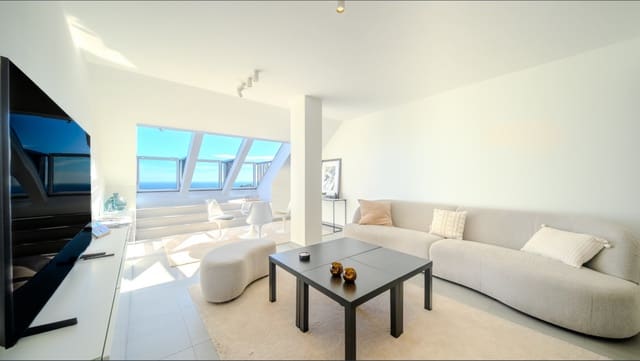 2 sypialnia Penthouse na sprzedaż w La Duquesa / Puerto de la Duquesa, Manilva z basenem - 380 000 € (Ref: 9640581)
