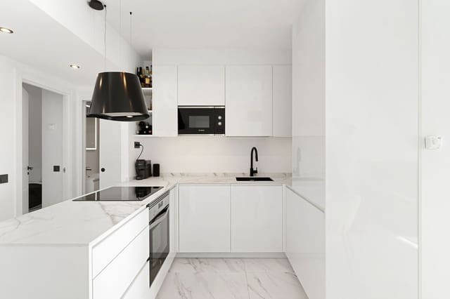 3 sovrum Lägenhet till salu i Calahonda, Mijas med pool garage - 429 000 € (Ref: 9649831)