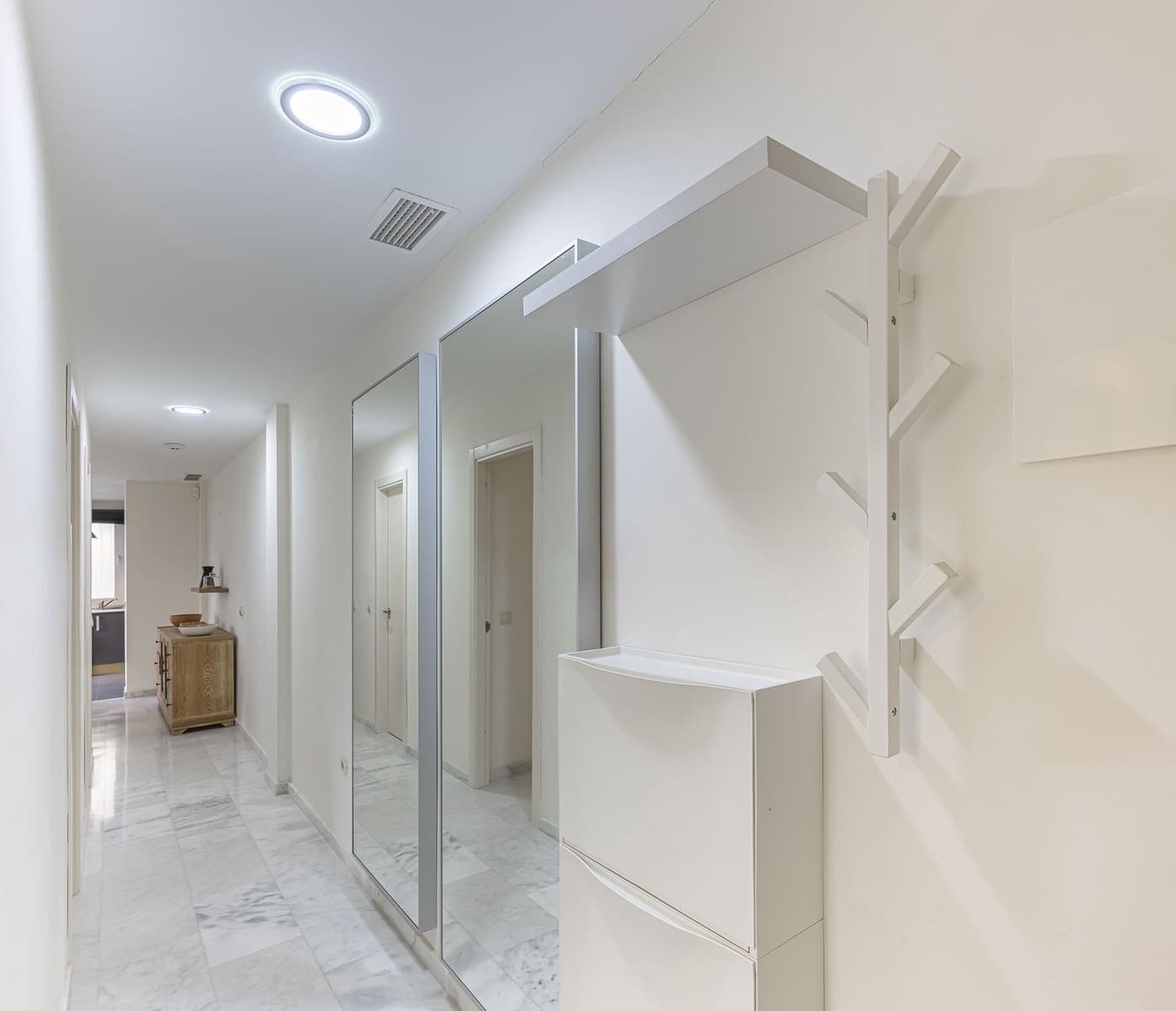 2 Zimmer Apartment zu verkaufen in Estepona mit Pool - 325.000 € (Ref: 9649857)