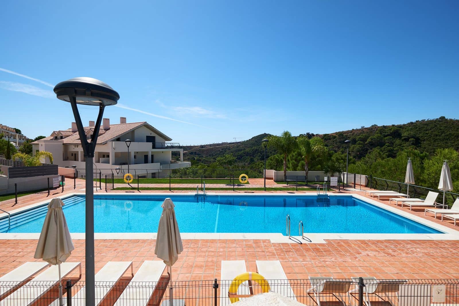 2 sovrum Lägenhet till salu i New Golden Mile med pool - 420 000 € (Ref: 9649897)