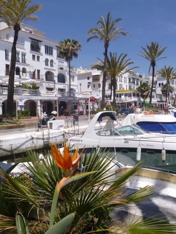2 bedroom Apartment for sale in La Duquesa / Puerto de la Duquesa, Manilva with pool - € 345,000 (Ref: 9652308)