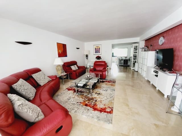 Apartamento de 2 habitaciones en Riviera del Sol, Mijas en venta con piscina garaje - 375.000 € (Ref: 9652467)