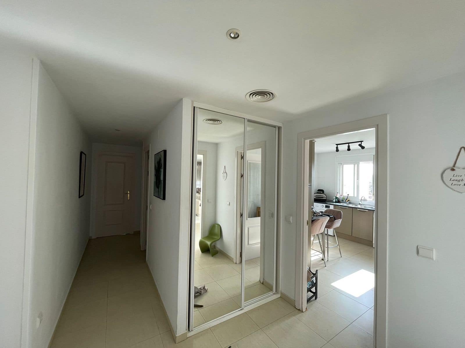 3 bedroom Apartment for sale in Malaga city with pool - € 375,000 (Ref: 9656004)