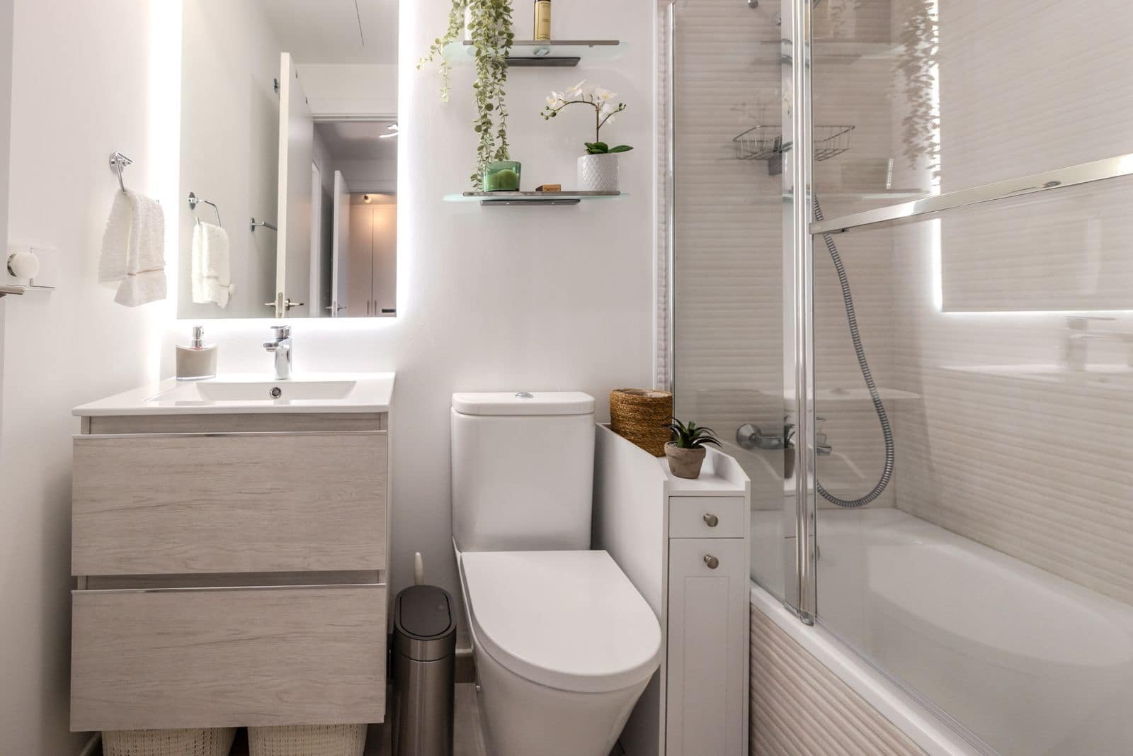 2 Zimmer Penthouse zu verkaufen in New Golden Mile mit Pool - 495.000 € (Ref: 9656023)