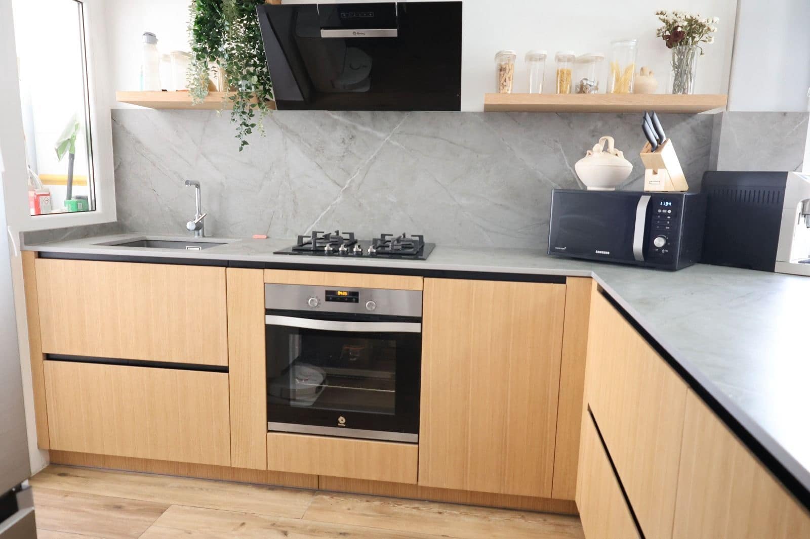 Apartamento de 3 habitaciones en Calahonda en venta con piscina garaje - 479.000 € (Ref: 9656069)