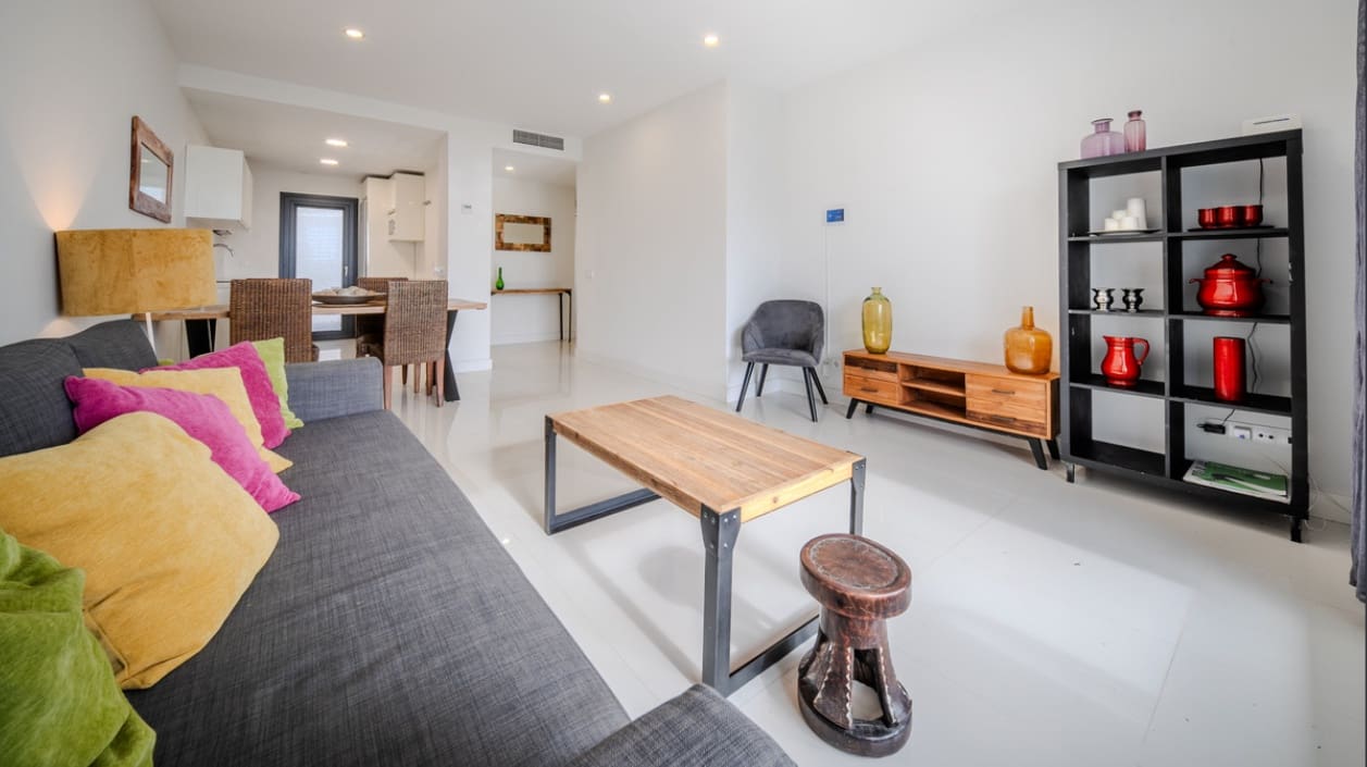 2 sovrum Lägenhet till salu i Manilva med pool garage - 335 000 € (Ref: 9656334)