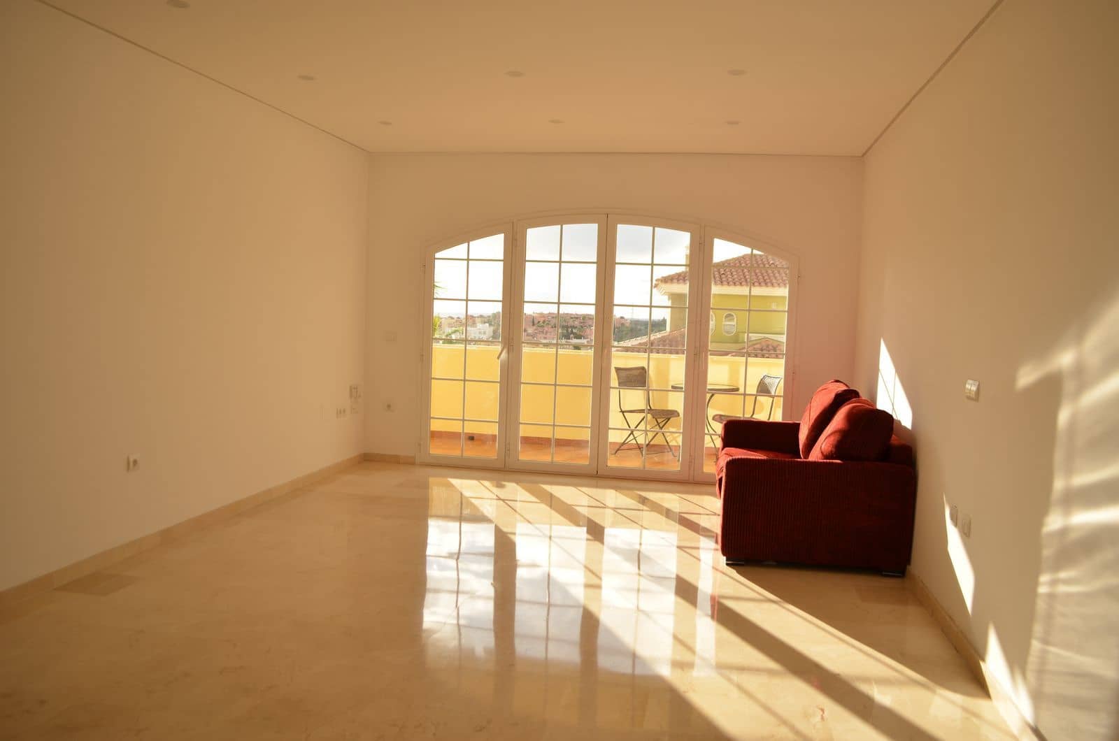 2 soverom Leilighet til salgs i Riviera del Sol med svømmebasseng garasje - € 310 000 (Ref: 9656501)