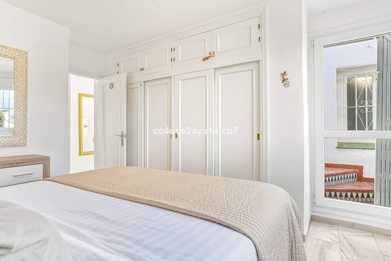 Casa de 3 habitaciones en Calahonda en venta con piscina - 495.000 € (Ref: 9656619)