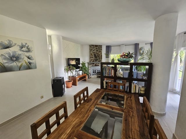 4 quarto Apartamento para venda em Calahonda, Mijas com piscina - 419 500 € (Ref: 9659330)