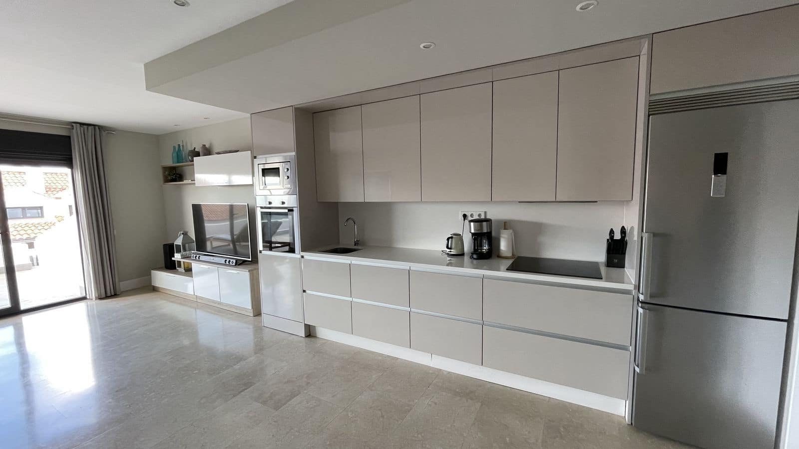 2 bedroom Apartment for sale in New Golden Mile with pool - € 420,000 (Ref: 9659692)