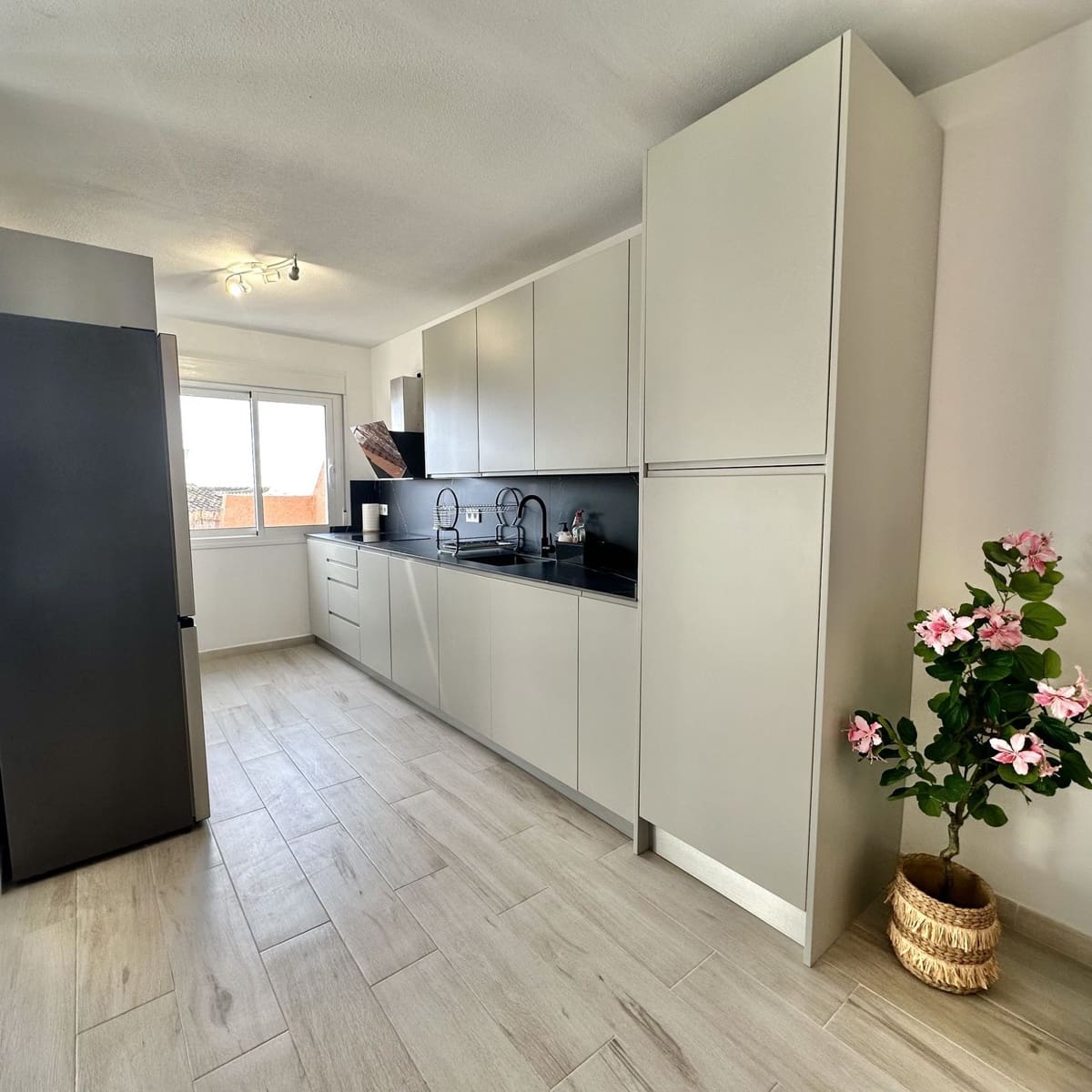 2 sypialnia Apartament na sprzedaż w Calahonda - 409 500 € (Ref: 9662057)