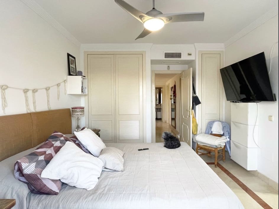 3 soverom Kjedet enebolig til salgs i Riviera del Sol med svømmebasseng garasje - € 507 000 (Ref: 9662072)