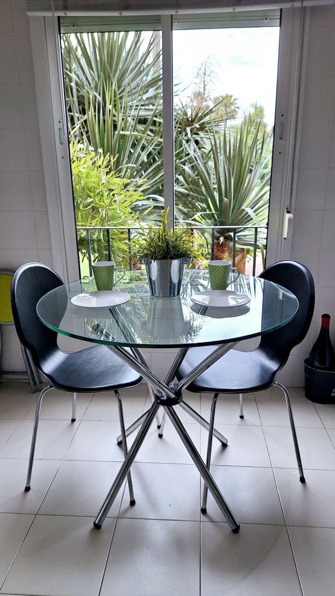 Apartamento de 2 habitaciones en La Duquesa / Puerto de la Duquesa en venta con piscina - 484.000 € (Ref: 9662095)