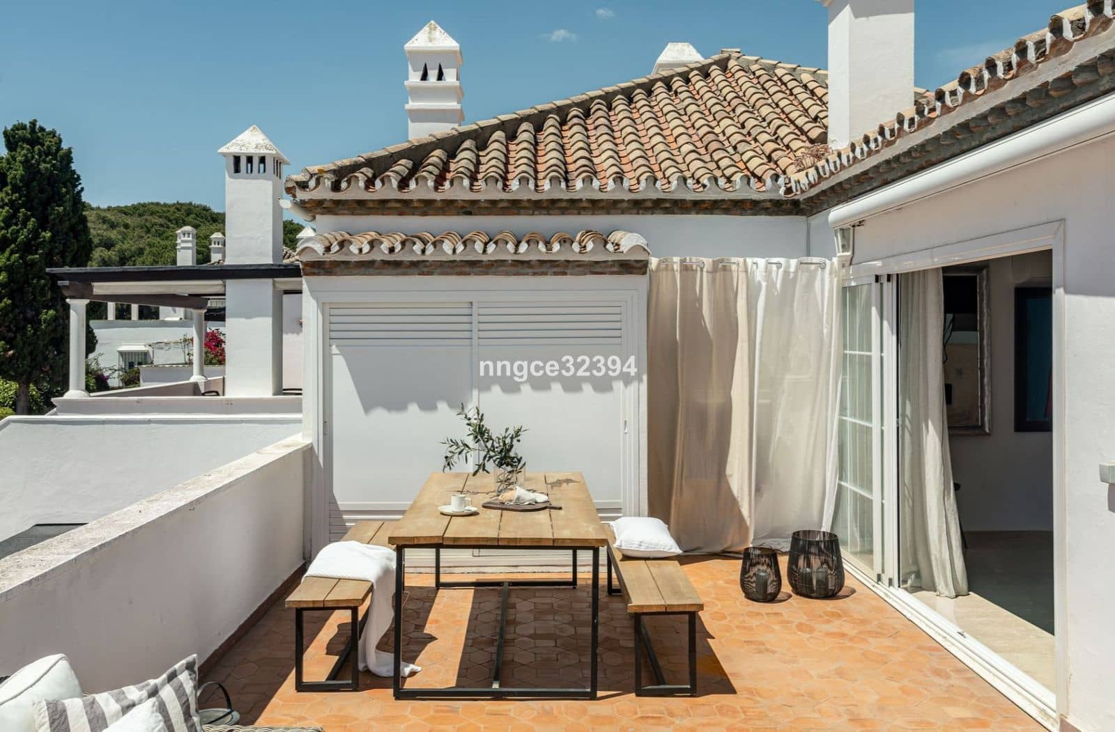 2 soveværelse Penthouse til salg i New Golden Mile med swimmingpool - € 580.000 (Ref: 9662099)