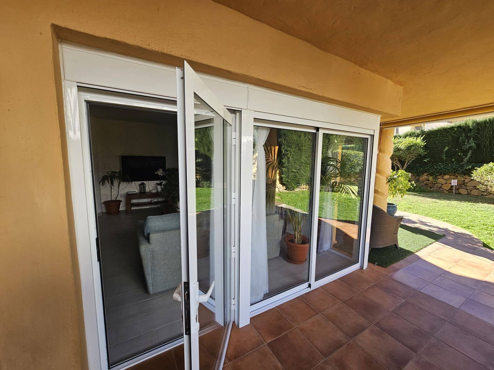 4 slaapkamer Appartement te koop in Calahonda met zwembad - € 419.500 (Ref: 9670566)